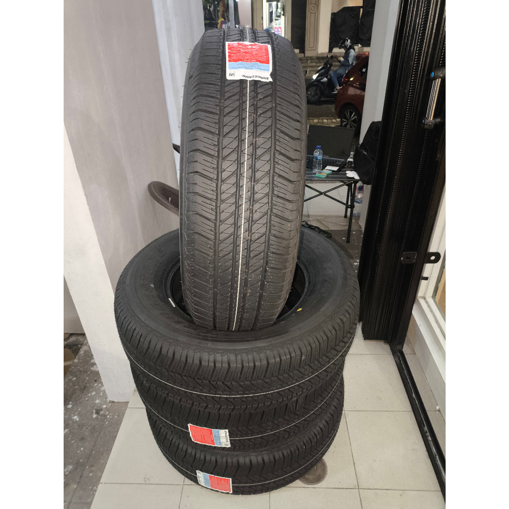 Ban mobil untuk fortuner/pajero terbaru ukuran 265 65 r18 bridgestone H/T
