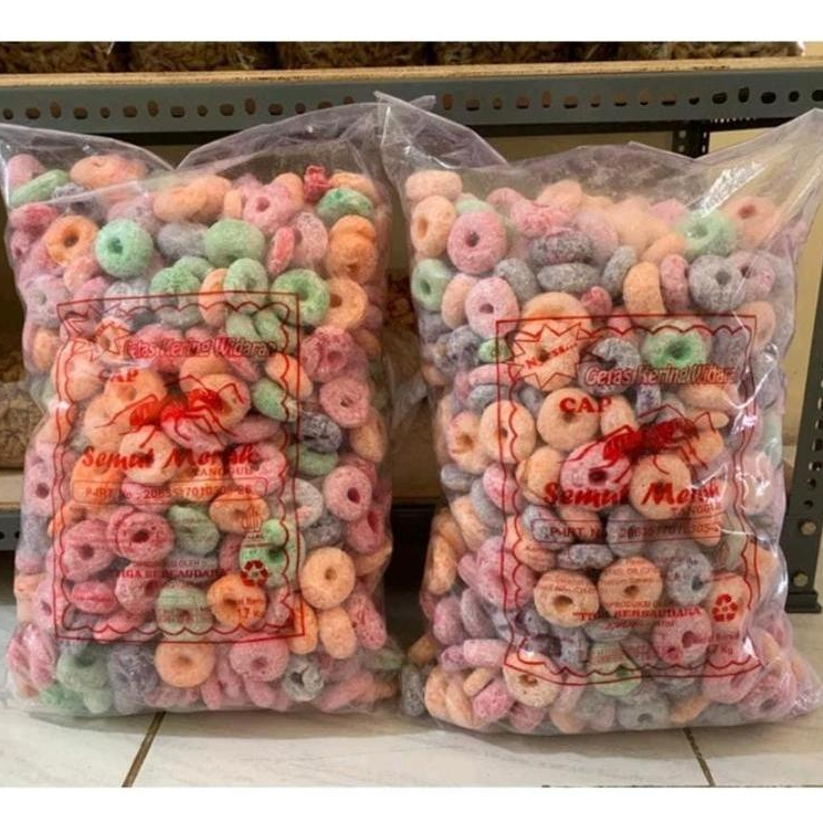 

PROMO 2 BUNGKUS DONUT EMPUK WARNA WARNI ASLI HOME MADE SERBA 50 GR