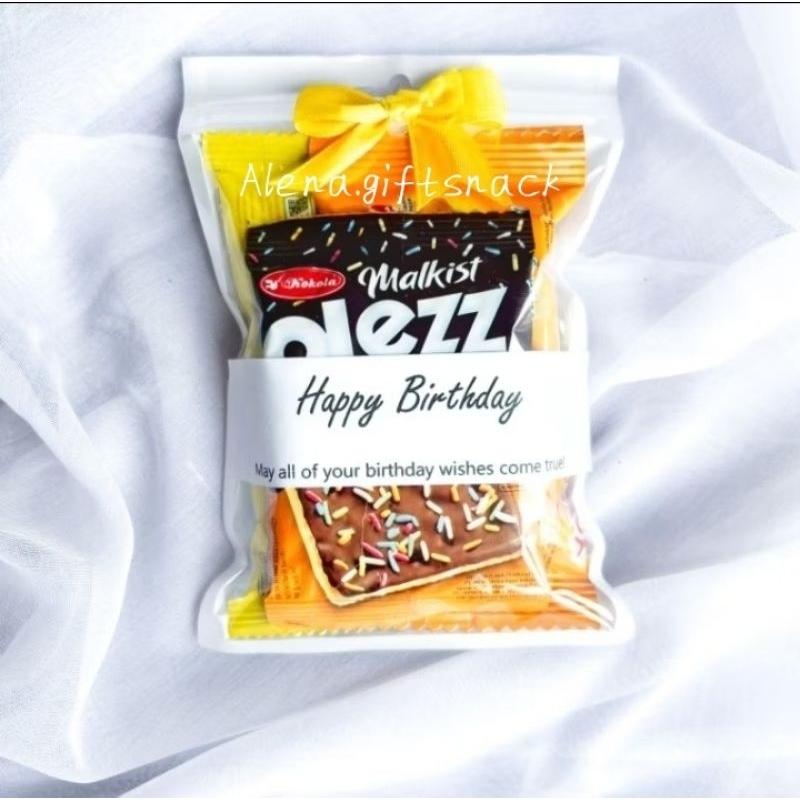 

Mini gift snack/ Hampers/ Gift ultah (variasi kuning)