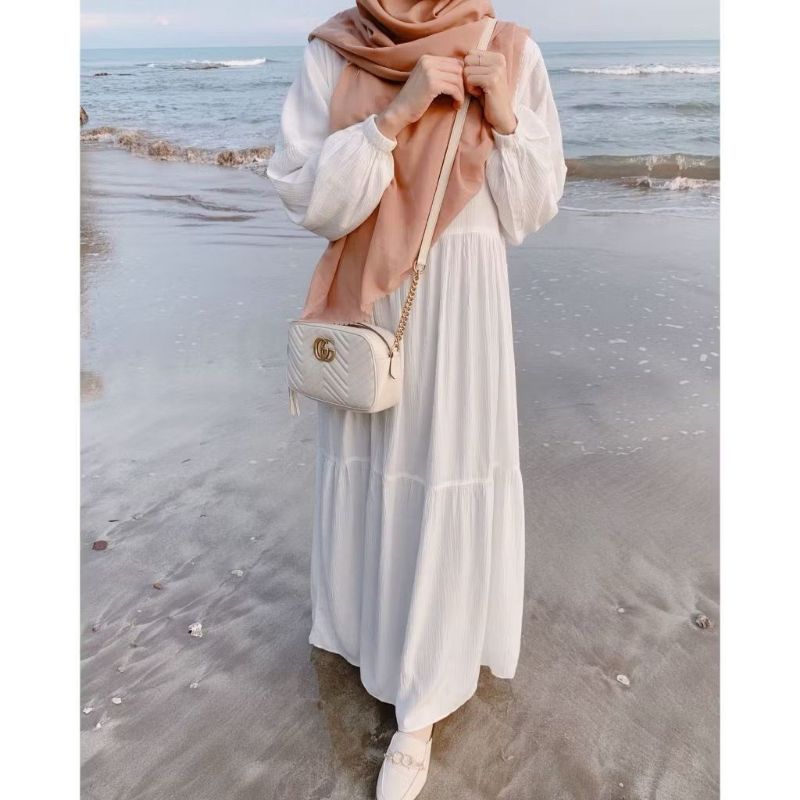 preloved rania dress Latasha outfit size M white