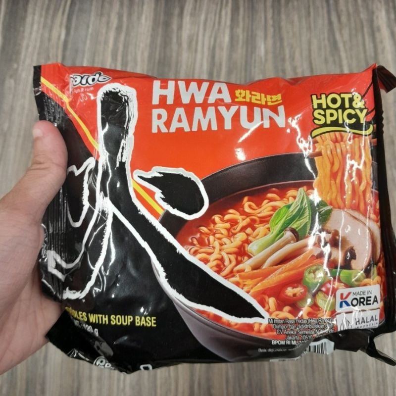 

Paldo Hwa Ramyun Mi Instan Pedas 120gr