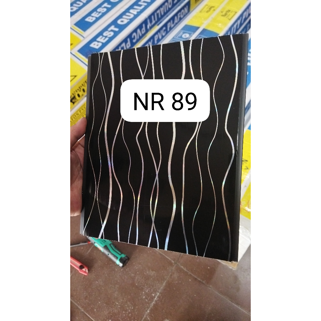 PLAFON PVC NR 89 GLOSS MOTIF GARIS HITAM HOLOGRAM TDP