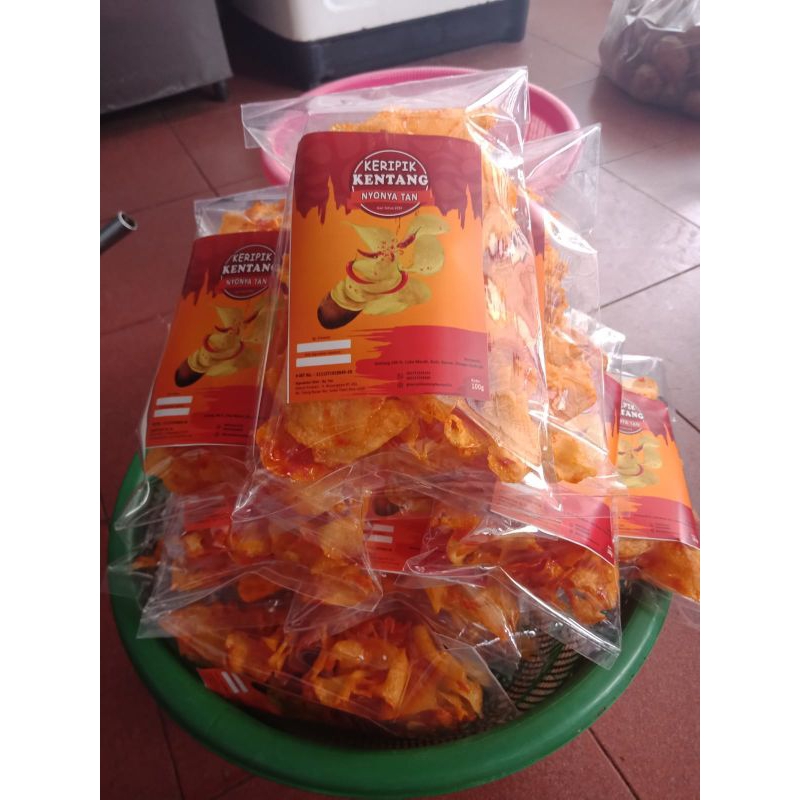 

Keripik kentang Nyonya Tan