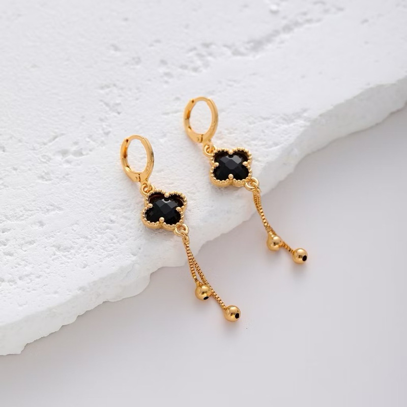 Cod Anting Titanium Anting Titanium Model Clover Anting Jurai Anting Wanita Anting Wanita Model Clov