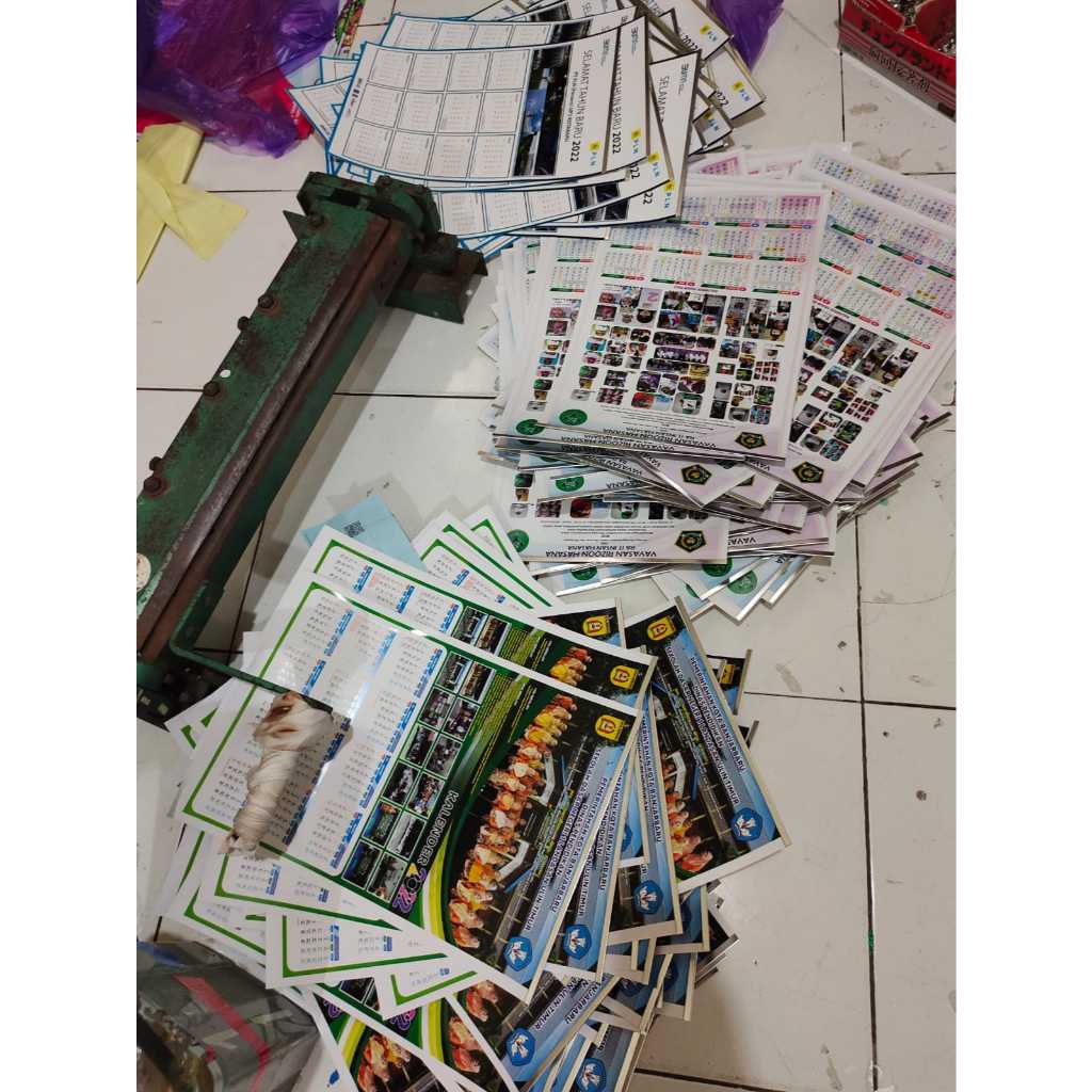 

CETAK KALENDER AP 260G / 150G + KLIP SENG UK. A3+ | FULL COLOR