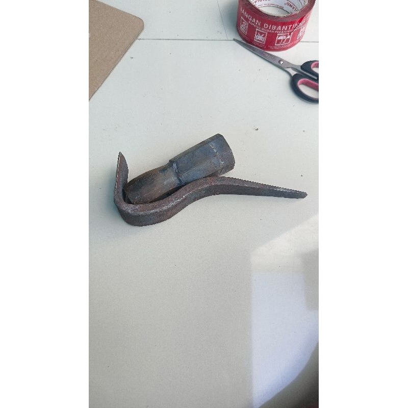 PALU TUKANG PANDE BESI