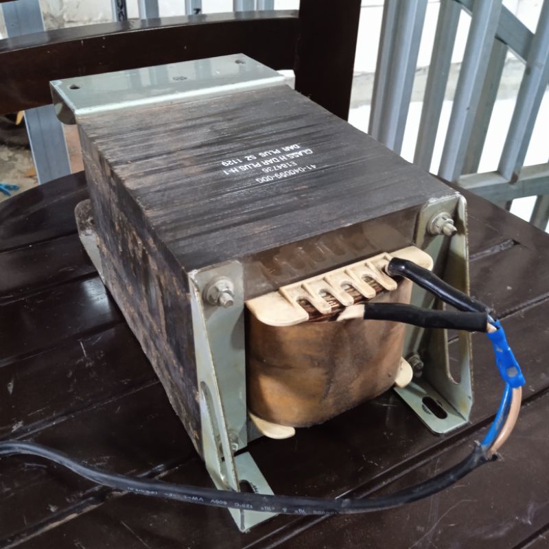 TRAFO ISOLASI 3000VA EX UPS ENERPLUS CABUTAN