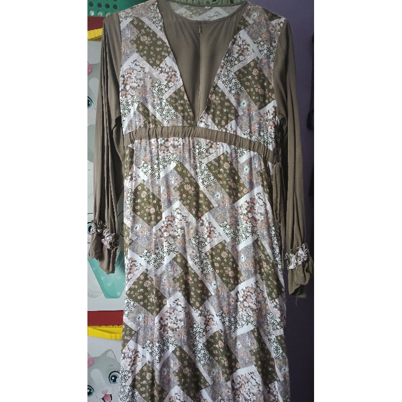 DRESS GAMIS MERK SILMEE WARNA TWILIGHT PRELOVED