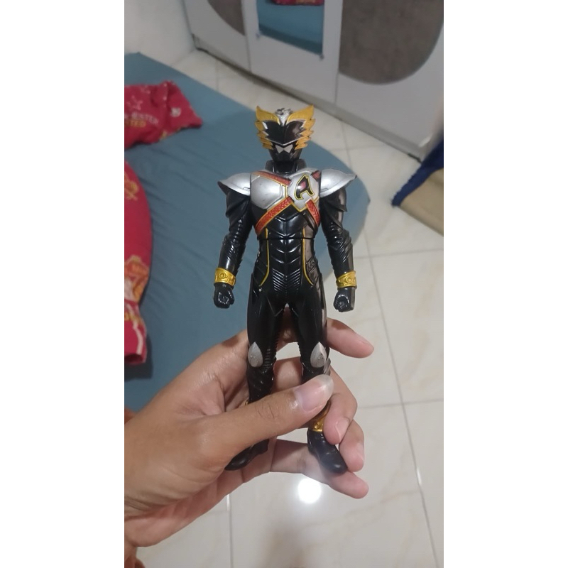 Ultraman azazel