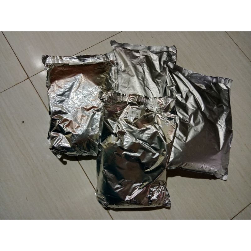 

BUBUK MINUMAN NYOKLAT 1KG BUBUK COKLAT ASLI MURNI TANPA PLUS GULA COKLATNYA KUWENTALL BUBUK MINUMAN NYOKLAT ANEKA RASA, ORIGINAL, OREO, TARO,MILO, KLASIK, BENG-BENG, STROWBERRY, BEBELGUM, VANILA, DURIAN, CAPUCCINO, KEJU.