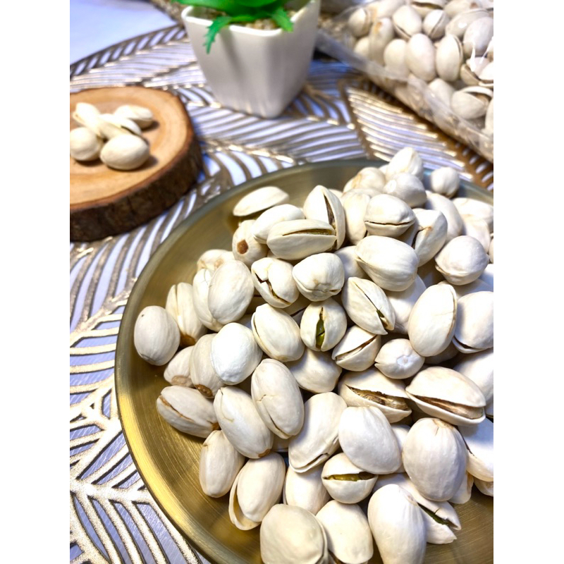 

kacang pistacio/fustuk khas arab kmasan,1kg