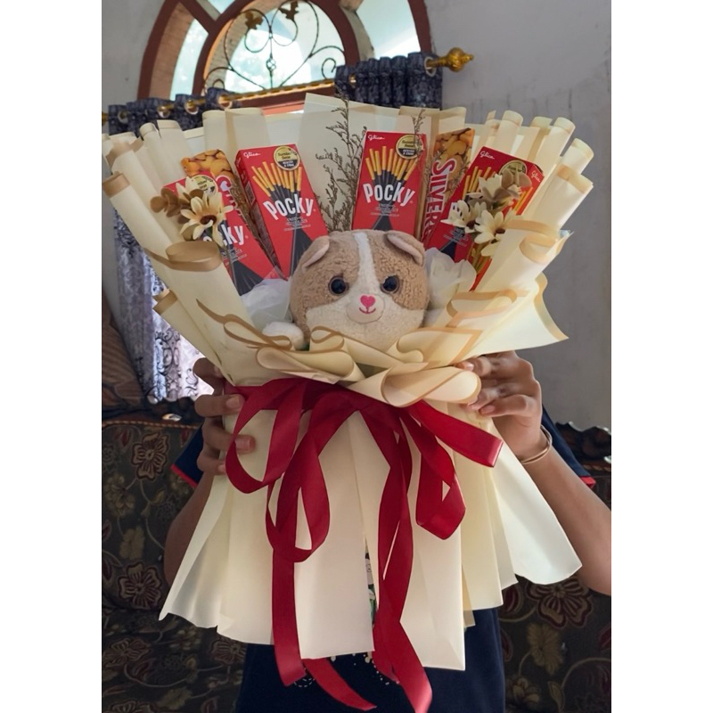 

Buket boneka snack/ Buket boneka snack murah ( free packing dus)