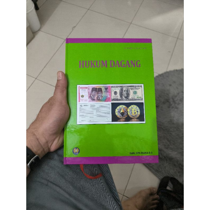 Buku Hukum Dagang by Sri Purb. preloved