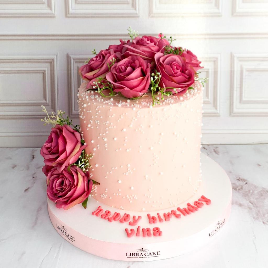 

Kue Ulang Tahun/Birthday Cake/Kue Ultah Tema Flower/Kue ultah tema Bunga Rose Maroon/Kue Birthday Jakarta
