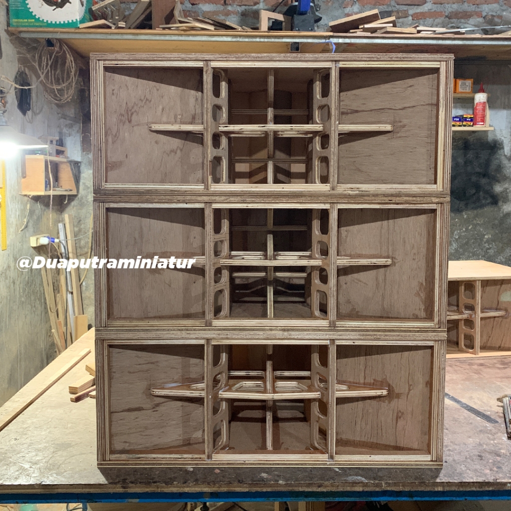 BOX CLA 8 INC DOBLE CUSTOM