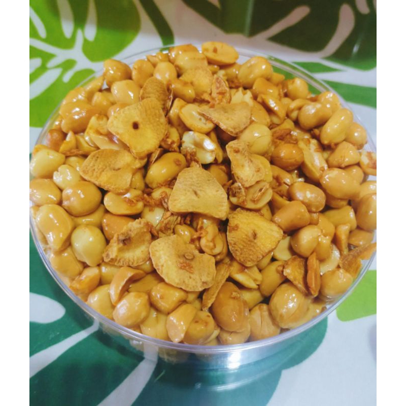 

Kacang Bawang Gurih dan Enak Ada Irisan Bawang Putih Goreng (1000 gram/1 kg)