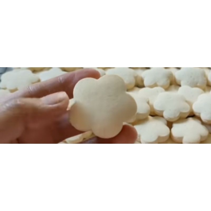 

Kue Bangkit Kampung