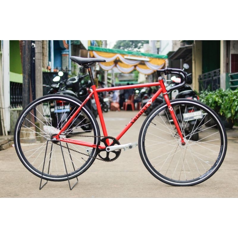 Sepeda Fixie United soloist 01