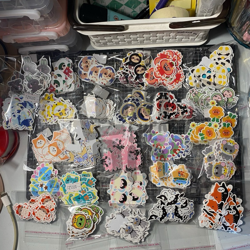 

PO 2-3 HARI | STICKER MASCOT GMMTV 29PCS/PACK