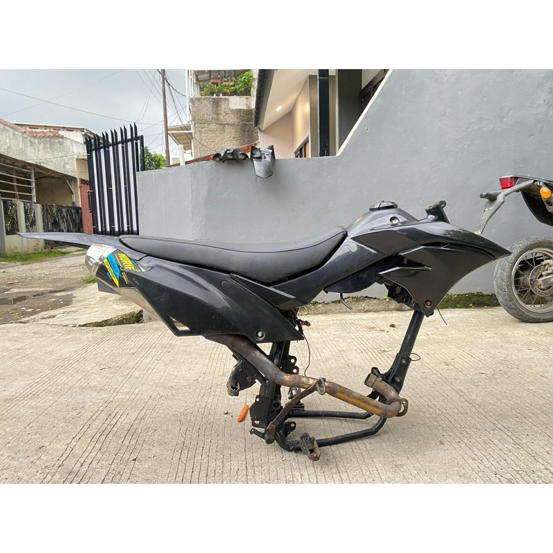 rangka set body trail pnp mesin tiger megapro gl series