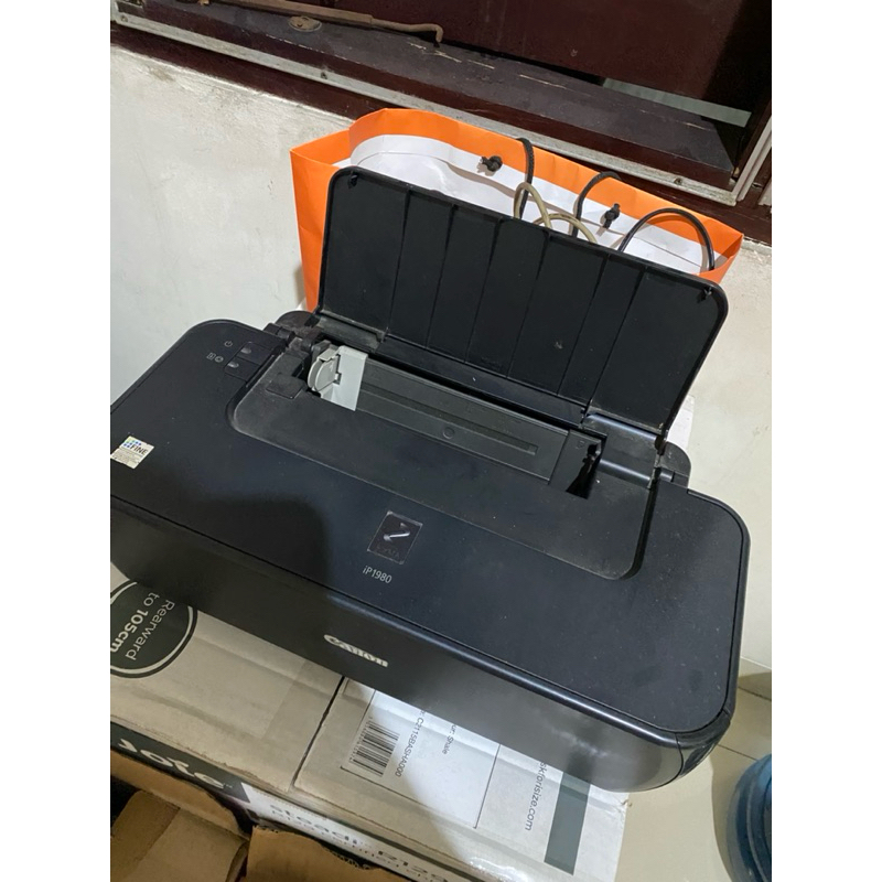 PRINTER BEKAS CANON iP1980 KOSONGAN, MASIH BAGUS DAN MENYALA. DAPAT KABEL NYA.