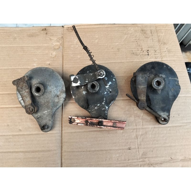 Tutup tromol belakang Honda C70/supercup original