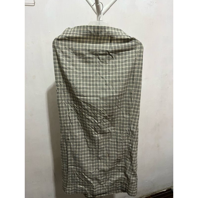 Rok span kotak kotak