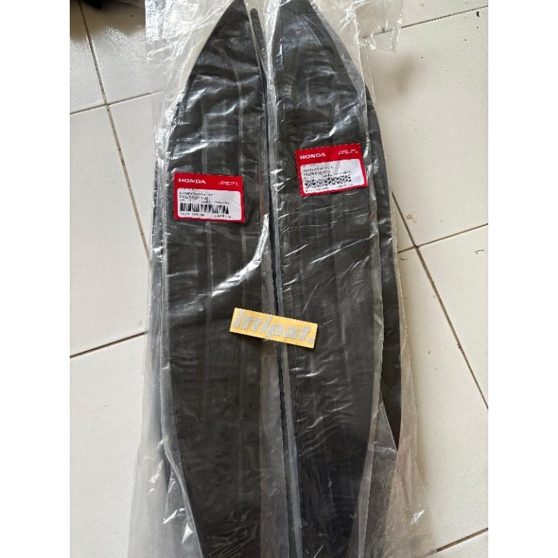 Karpet pijakan injekan kaki PCX CBU 150 THAILAND