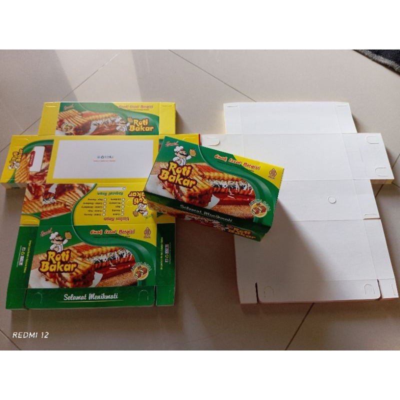 

Kertas Roti Bakar Bandung Ukuran 20x9x7,5 Cm Isi 100 Pcs / Box Roti Bakar