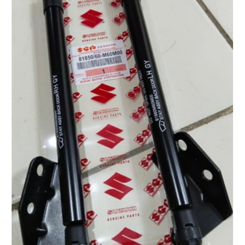 shock bagasi pintu belakang hidrolik bagasi mobil Suzuki Ertiga