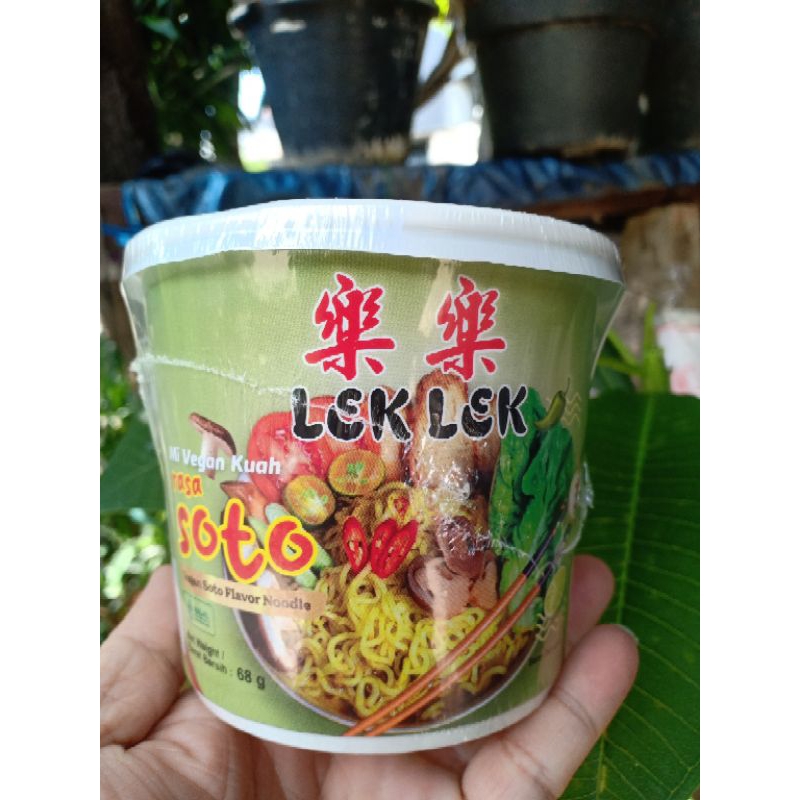 

Lek Lek Mie Vegan Rasa Kuah Soto Mi Cup Rasa Kuah Soto