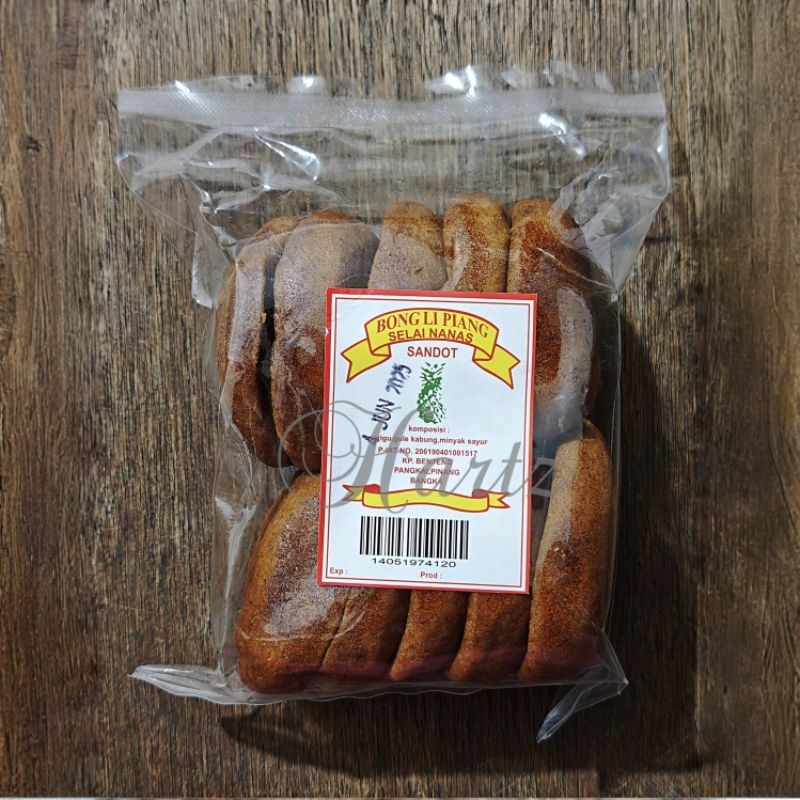 

Pia Nanas Bong Li Piang Enak Dan Legit Asli Bangka