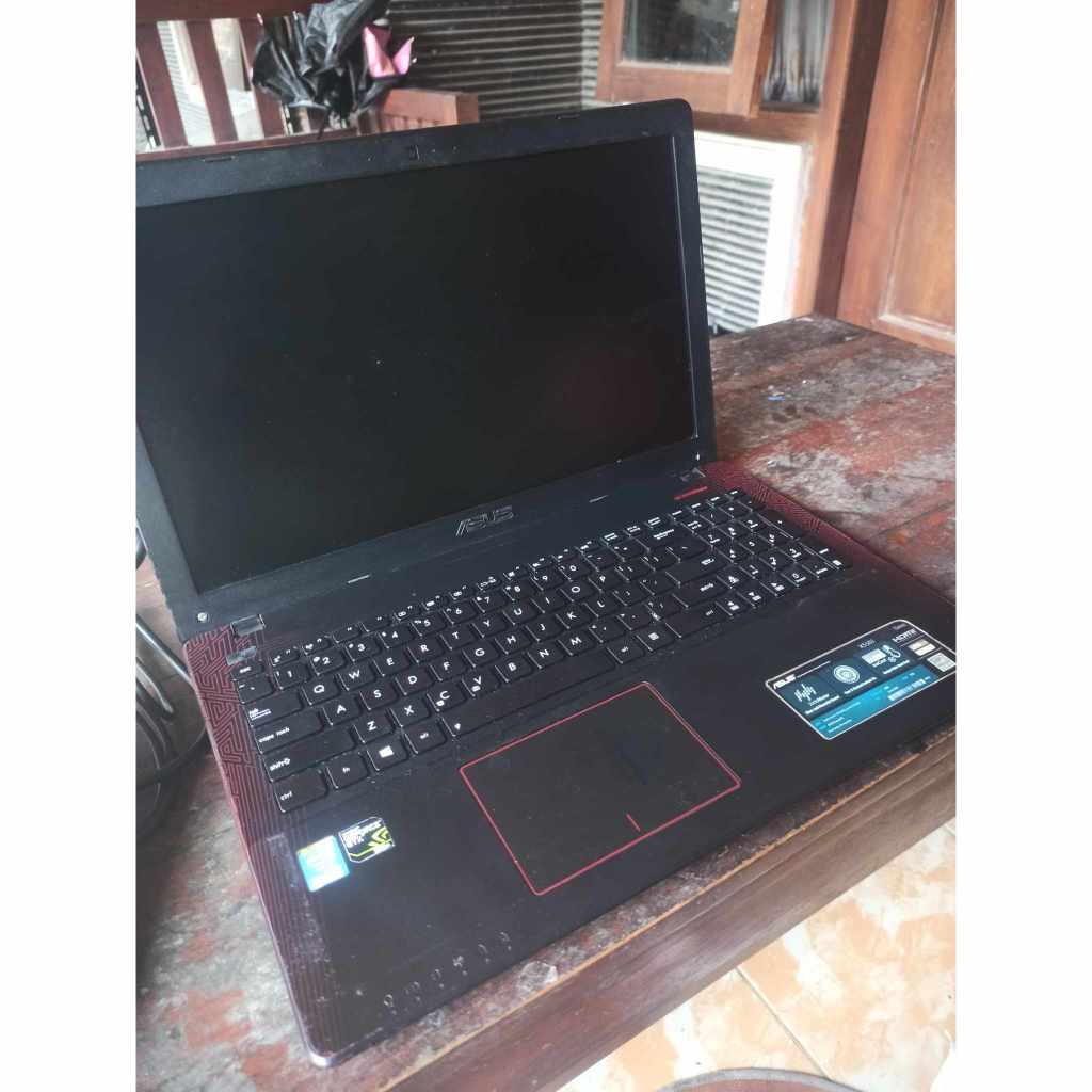 Laptop gaming Asus X550j core i7 VGA Nvidia GeForce GTX 950M