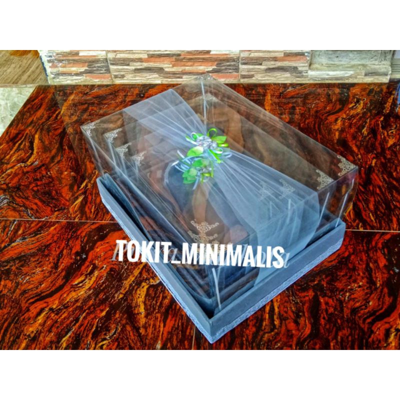 

BOX HANTARAN SESERAHAN ISI 4 GRATIS TUTUP MIKA HIAS TILE PREMIUM