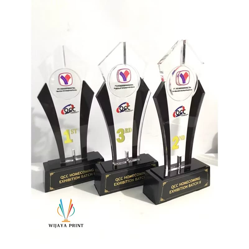 Piala Akrilik Piala Penghargaan Piala Akrilik Custom Piala Surabaya Plakat Akrilik