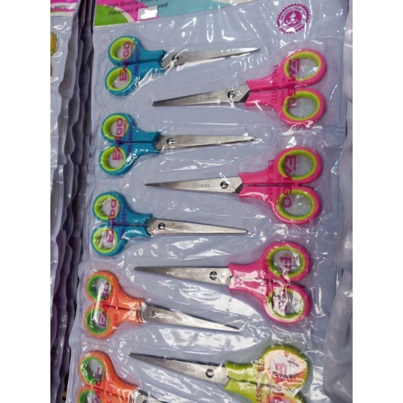 

Gunting Ukuran Sedang Grosir (1 LUSIN)