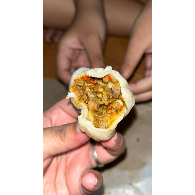 

CIRENG ISI ATI AMPELA DEMEN NJAJAN