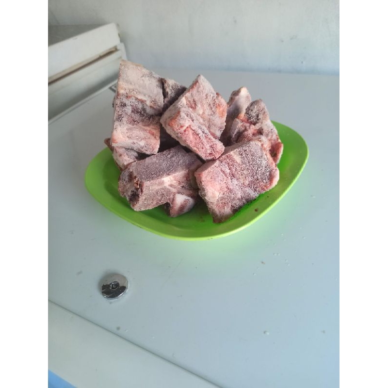 

tulangan sapi banyak dagingnya dari bagian leher sapi