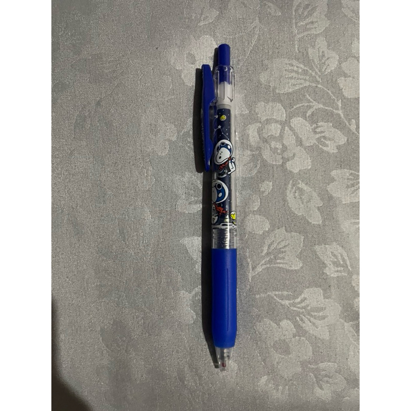 

Pulpen Bolpen Gel Zebra Sarasa Snoopy Peanuts 0.5 Made in Japan