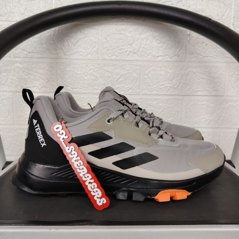 SEPATU ADIDAS TERREX ANYLANDER CORE BEIGE BLACK