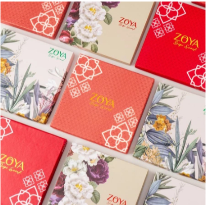

Zoya Garut - HARDBOX Scarf - Box Hampers Scarf