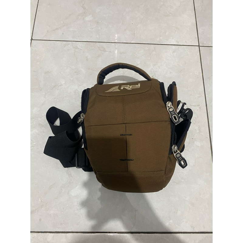 Tas Kamera second merk Arei