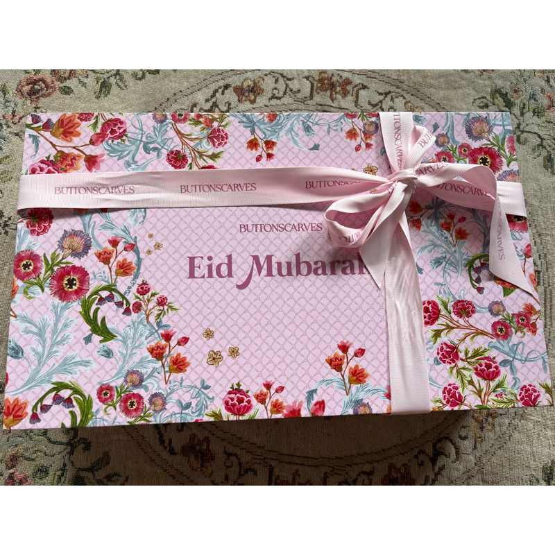 

box hampers dahlia dan vanilla
