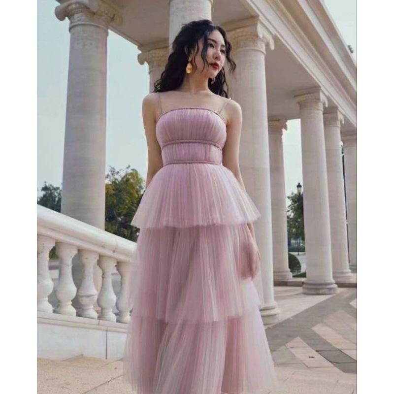 tank layer dress ruffle simple chain sister photoshoot europe paris gaun pesta wedding party outdoor