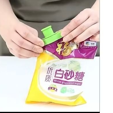 Penjepit Kemasan Pouch dangan corong dengan tutup