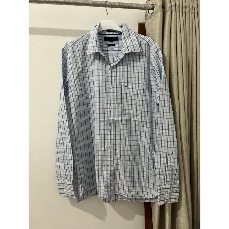 Kemeja Tommy Hilfiger