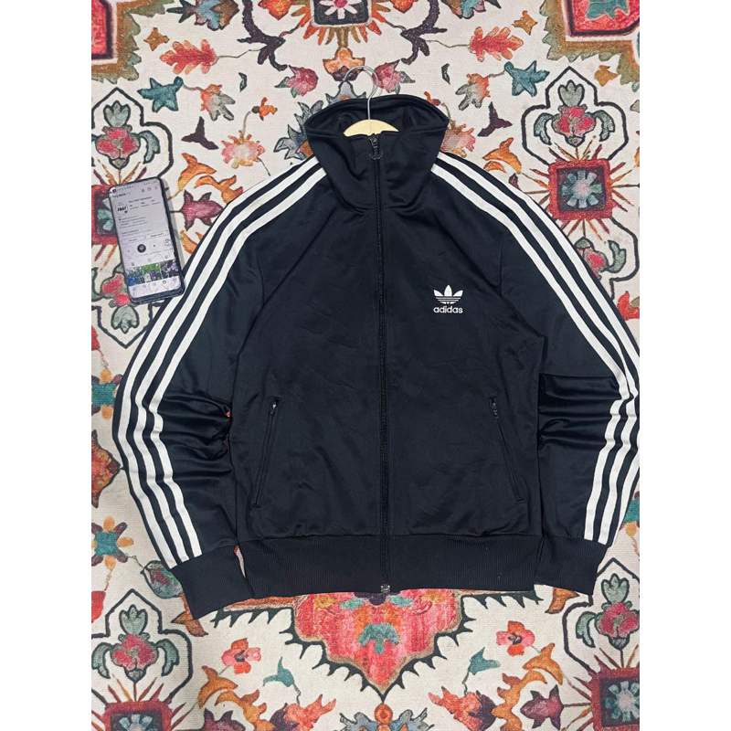 TC ADIDAS BIG LOGO
