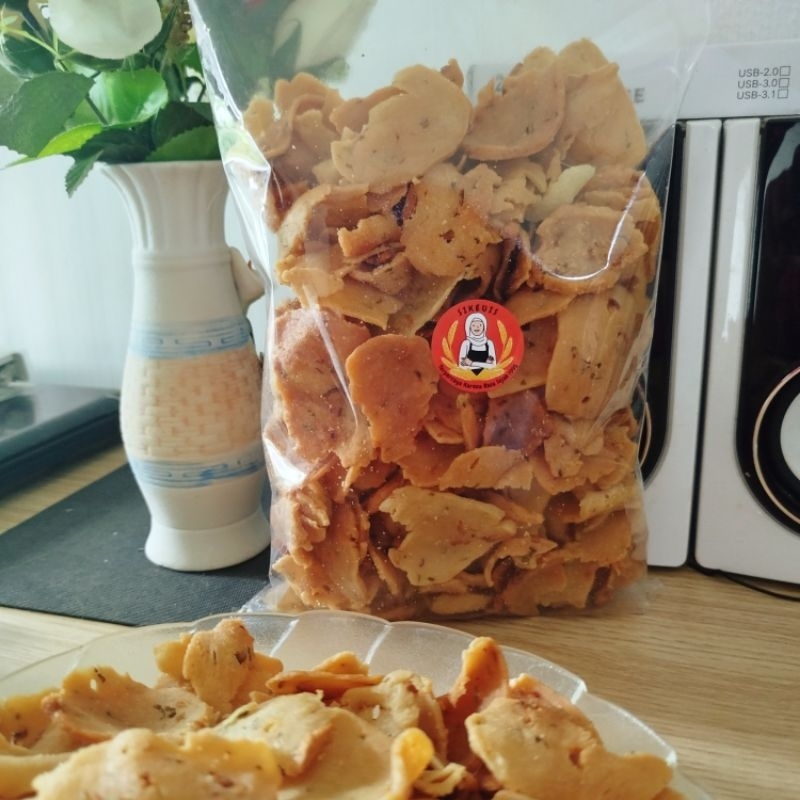 

KERIPIK BAWANG | KRIPIK SELEDRI | KERUPUK BAWANG KUE IRIS | RENYAH GURIH