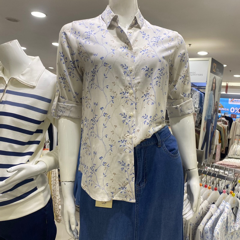 C2 KEMEJA WANITA MOTIF BUNGA MATAHARI BRAND PROMO