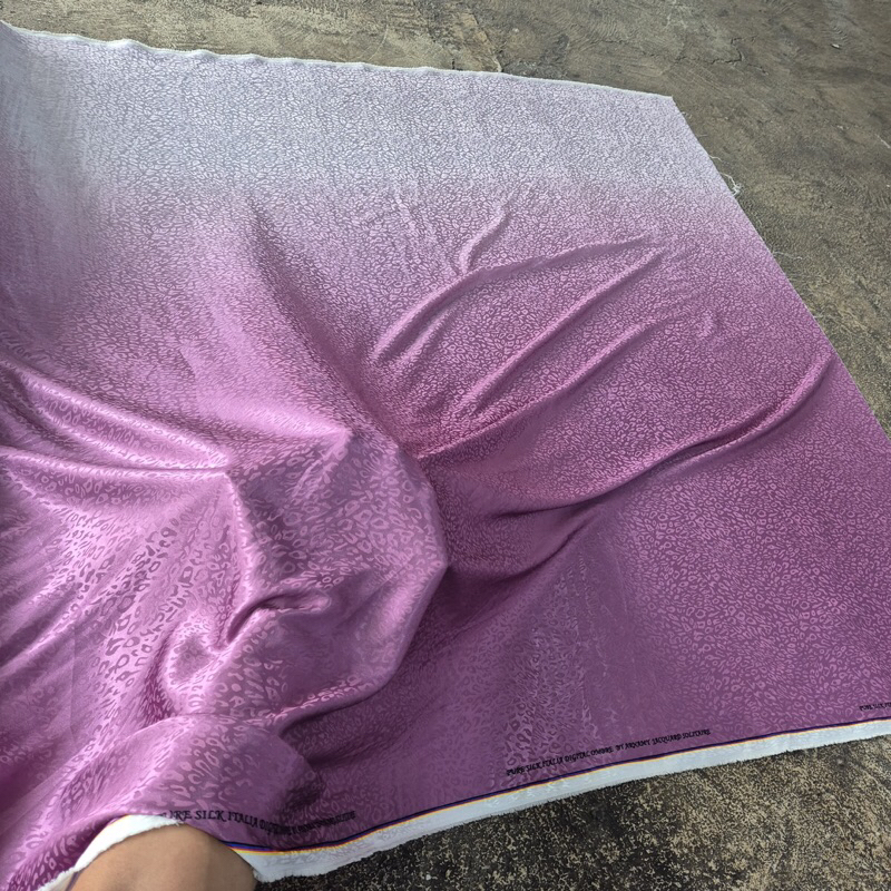 kain silk jaguard  gradasi motif - kain silk jaguard gradasi motif leopard - kain silk jaguard grada